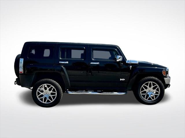 used 2009 Hummer H3 car, priced at $6,999