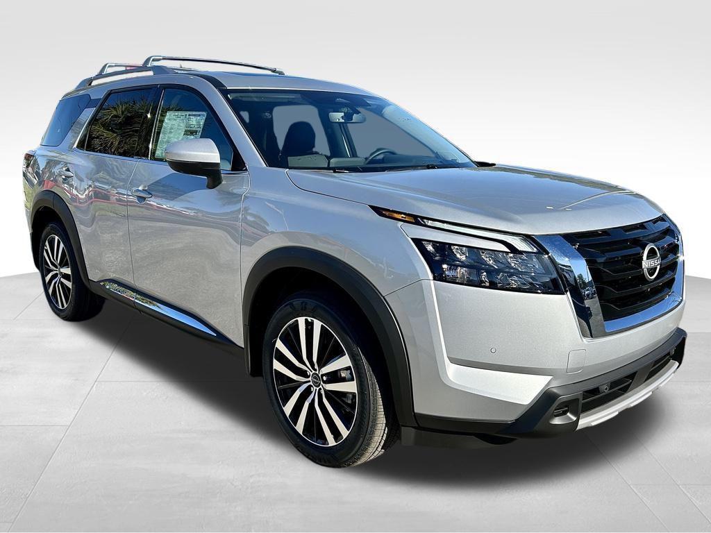 new 2025 Nissan Pathfinder car, priced at $47,839