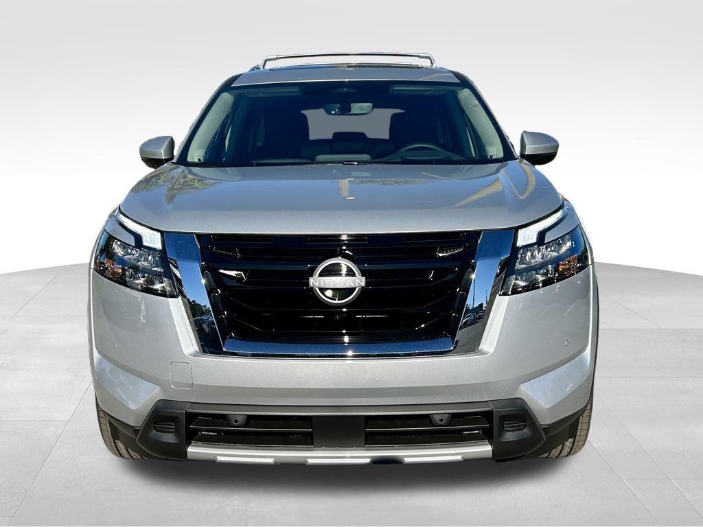 new 2025 Nissan Pathfinder car, priced at $47,839