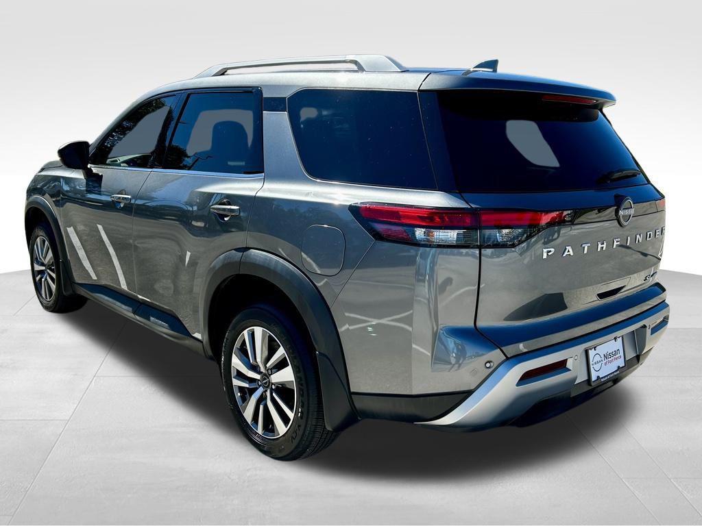 used 2022 Nissan Pathfinder car, priced at $31,557
