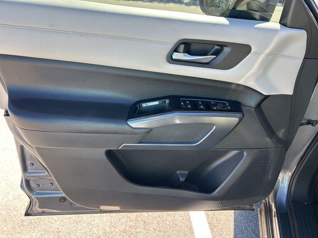 used 2022 Nissan Pathfinder car, priced at $31,557