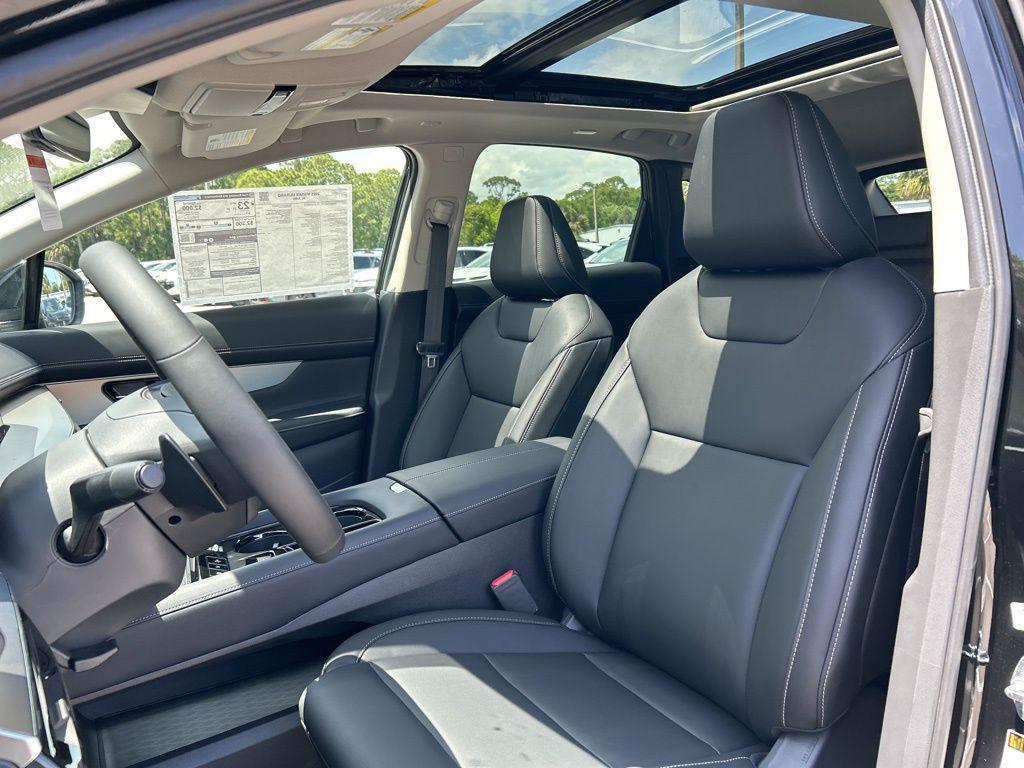 new 2025 Nissan Murano car, priced at $42,526