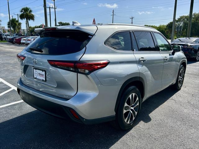 used 2022 Toyota Highlander car, priced at $29,890