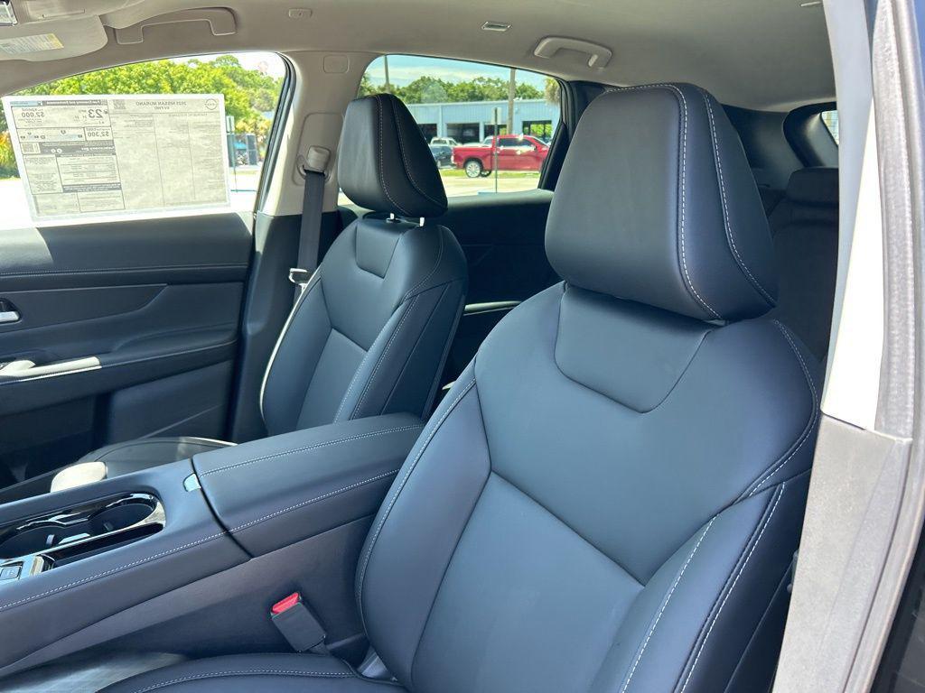 new 2025 Nissan Murano car, priced at $33,661
