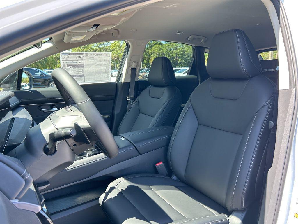 new 2025 Nissan Murano car, priced at $40,999