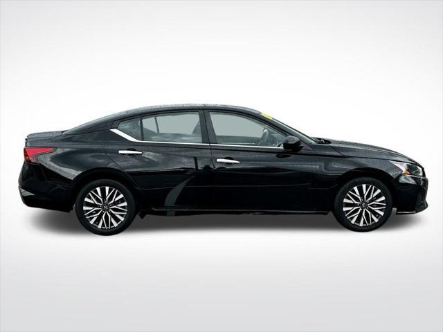 used 2023 Nissan Altima car, priced at $16,670