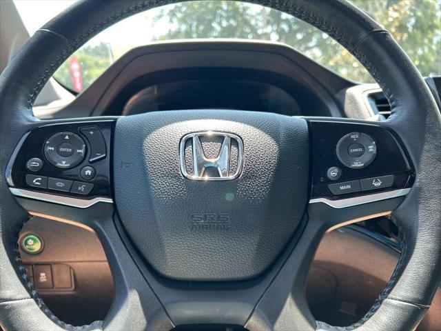 used 2022 Honda Pilot car, priced at $31,995