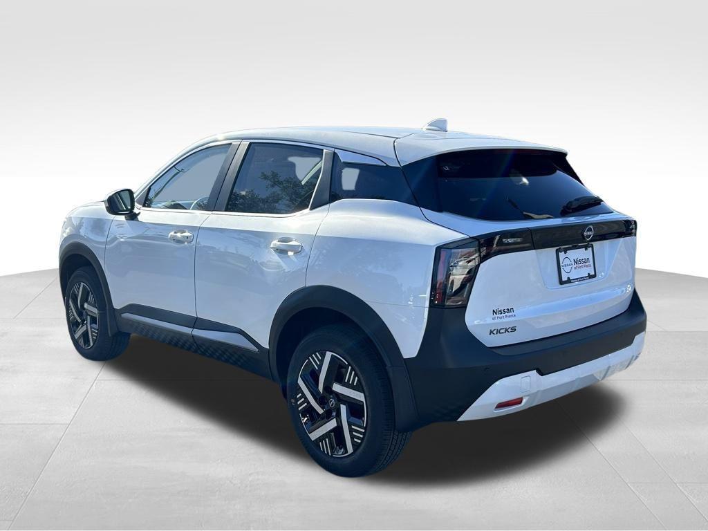 new 2025 Nissan Kicks car, priced at $24,201
