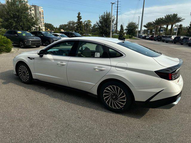 new 2024 Hyundai Sonata Hybrid car, priced at $32,198