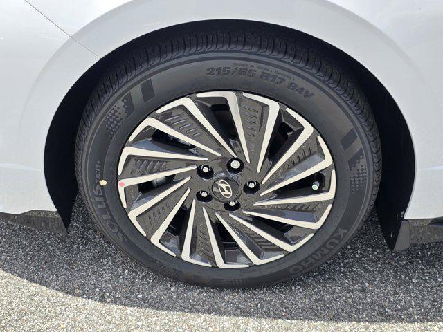 new 2025 Hyundai Sonata Hybrid car, priced at $33,530