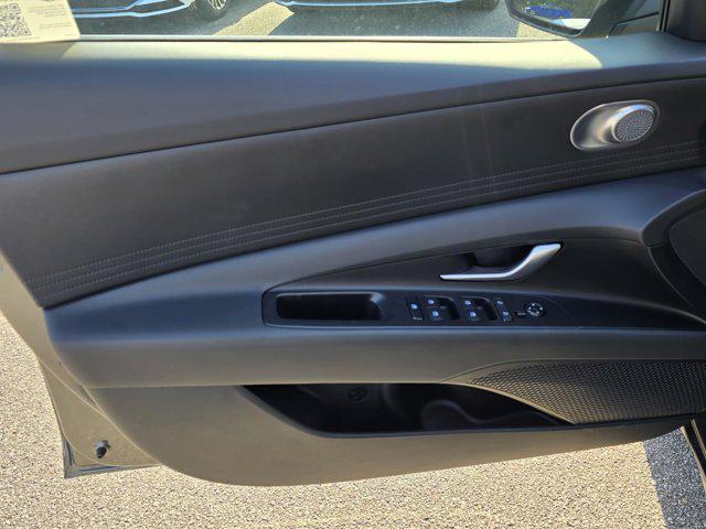 new 2025 Hyundai ELANTRA HEV car, priced at $26,598