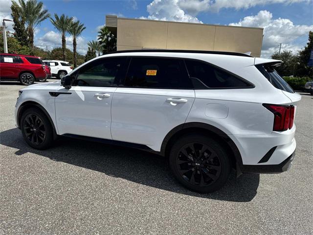 used 2021 Kia Sorento car, priced at $22,872
