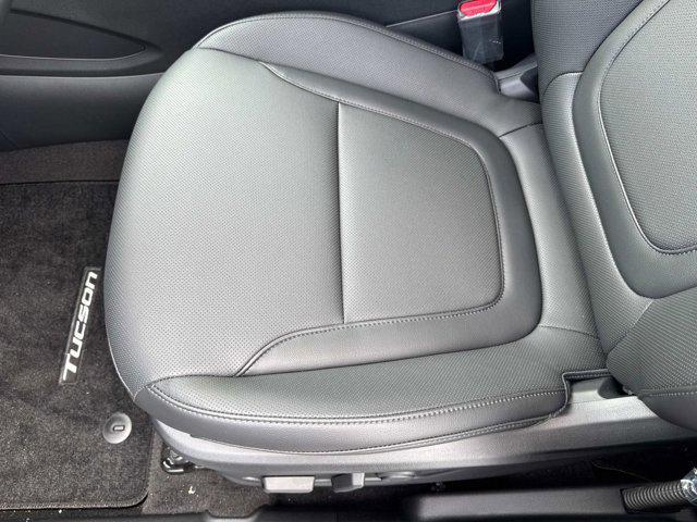 new 2025 Hyundai Tucson car, priced at $34,091