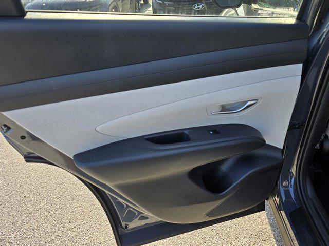 new 2025 Hyundai Tucson car, priced at $34,100