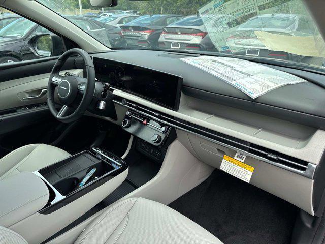 new 2025 Hyundai TUCSON Hybrid car, priced at $37,278