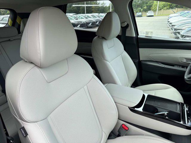 new 2025 Hyundai TUCSON Hybrid car, priced at $37,278