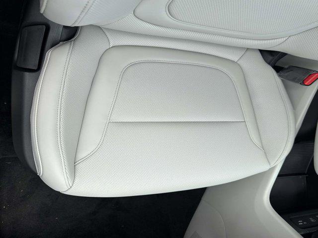 new 2025 Hyundai TUCSON Hybrid car, priced at $37,278