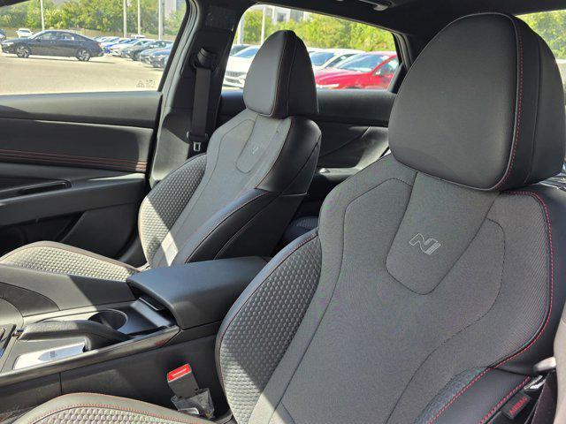 new 2025 Hyundai Elantra car