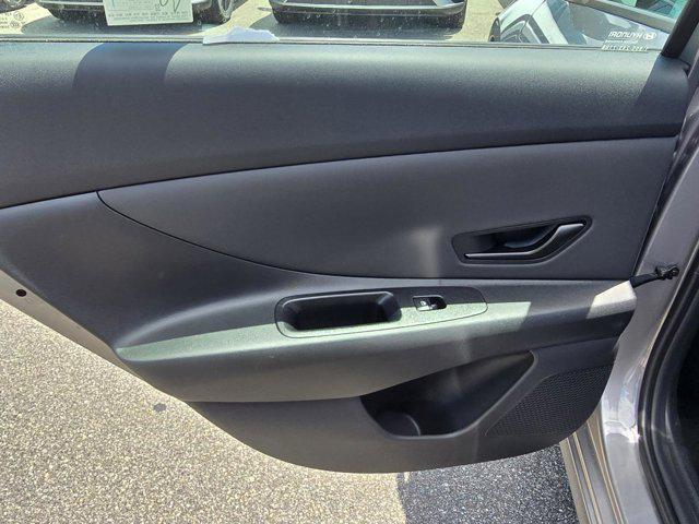 new 2025 Hyundai Elantra car, priced at $24,278