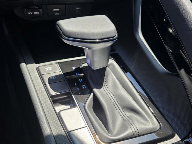 new 2025 Hyundai Elantra car, priced at $28,528