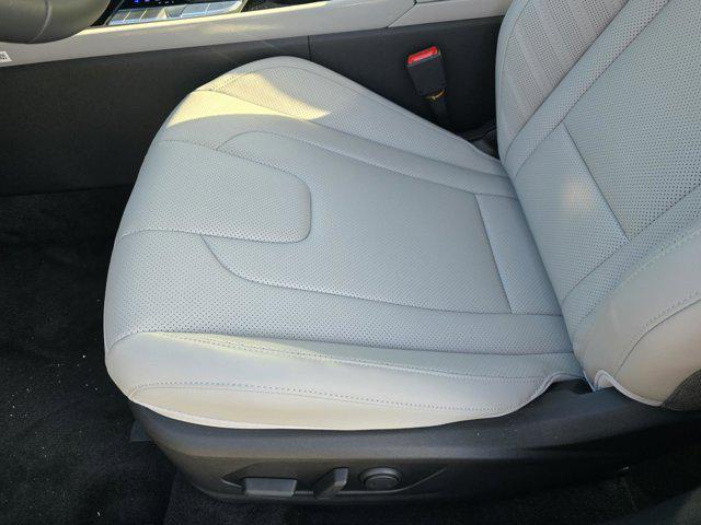 new 2025 Hyundai Elantra car, priced at $27,654