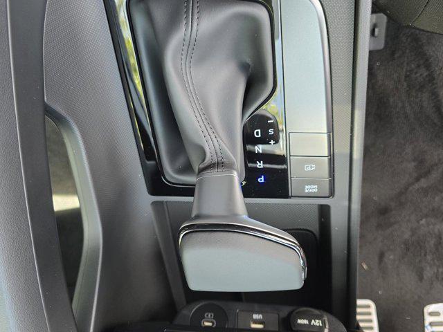 new 2025 Hyundai Elantra car, priced at $24,778