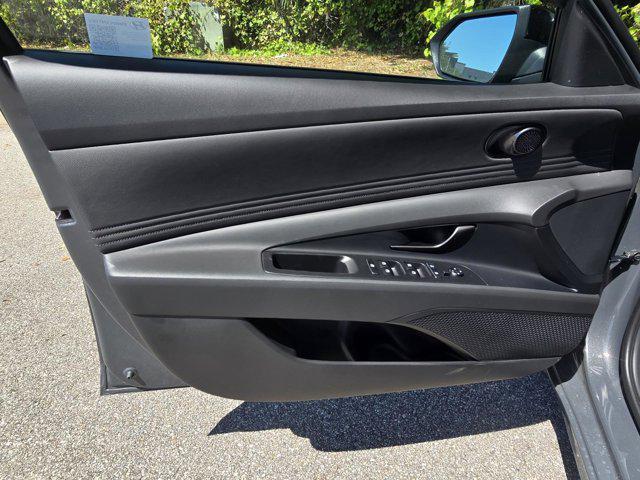 new 2025 Hyundai Elantra car, priced at $28,528