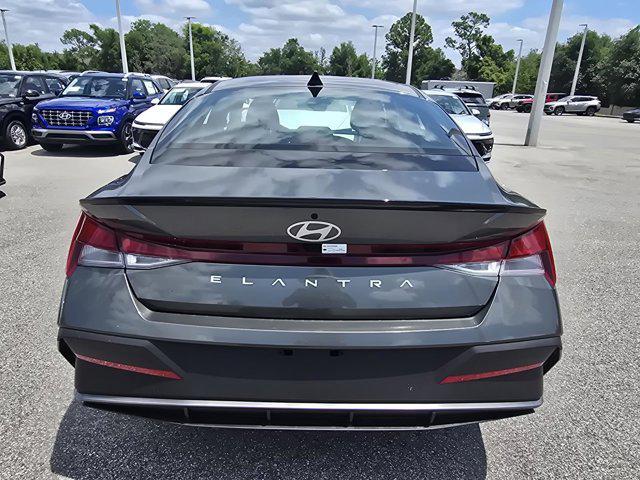 new 2025 Hyundai Elantra car, priced at $24,278