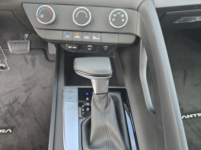 new 2025 Hyundai Elantra car, priced at $23,422