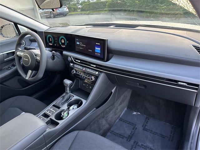 used 2025 Hyundai Sonata car, priced at $23,360