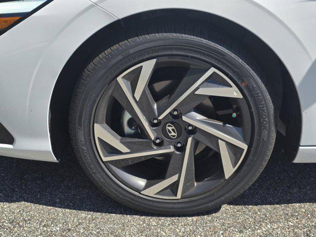 new 2025 Hyundai Elantra car, priced at $27,145