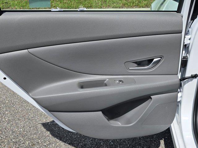 new 2025 Hyundai Elantra car, priced at $27,274