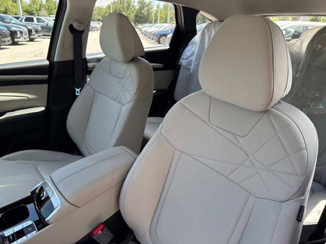 new 2025 Hyundai Tucson car, priced at $30,379