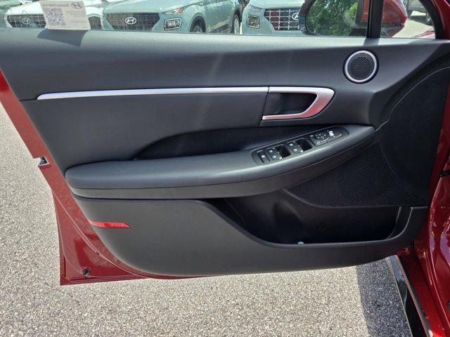 new 2025 Hyundai Sonata car, priced at $29,102