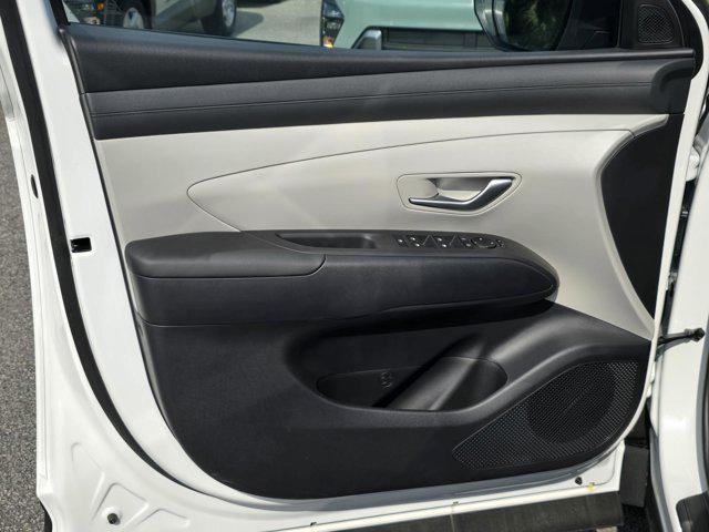 new 2025 Hyundai Tucson car, priced at $32,198