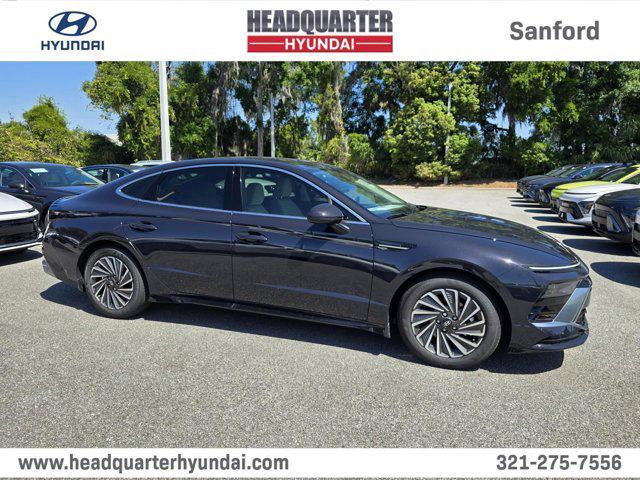 new 2025 Hyundai Sonata Hybrid car, priced at $33,075