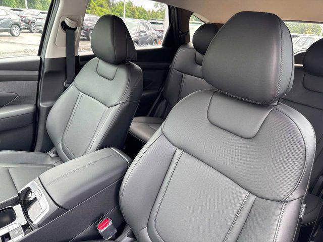 new 2025 Hyundai Tucson car, priced at $34,100