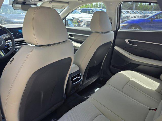 new 2025 Hyundai Sonata Hybrid car, priced at $39,330