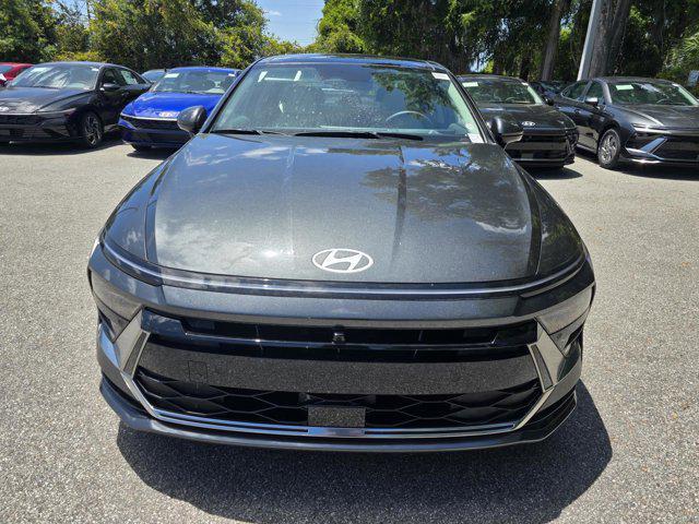 new 2025 Hyundai Sonata Hybrid car, priced at $39,330