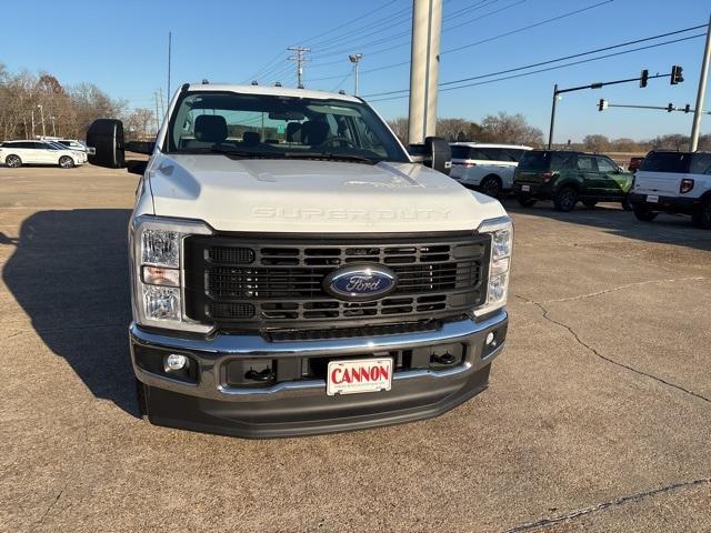 new 2025 Ford F-250 car, priced at $65,445