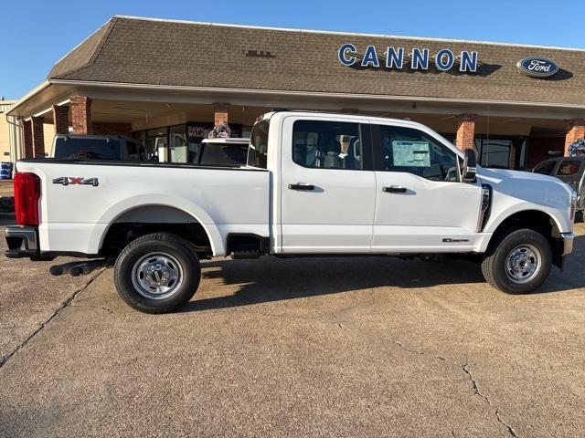 new 2025 Ford F-250 car, priced at $65,445