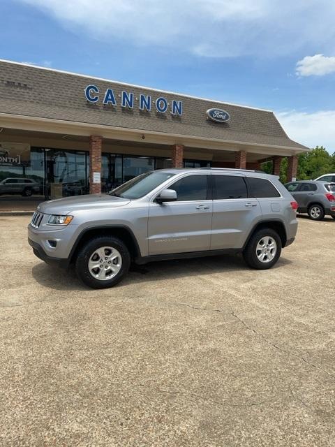 used 2015 Jeep Grand Cherokee car, priced at $9,995