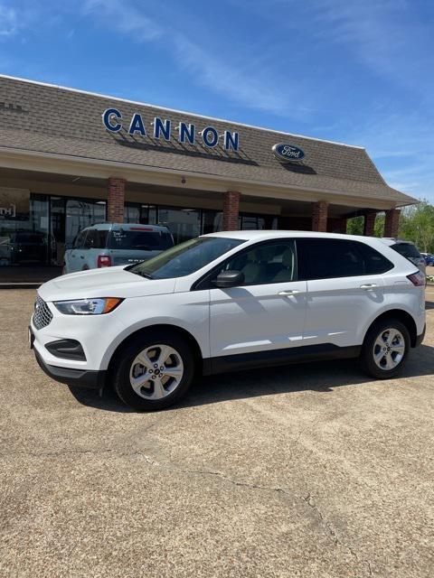 new 2024 Ford Edge car, priced at $40,060