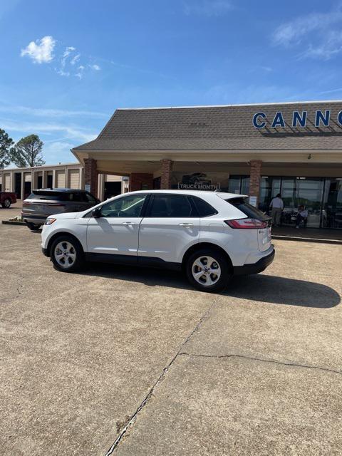 new 2024 Ford Edge car, priced at $40,060