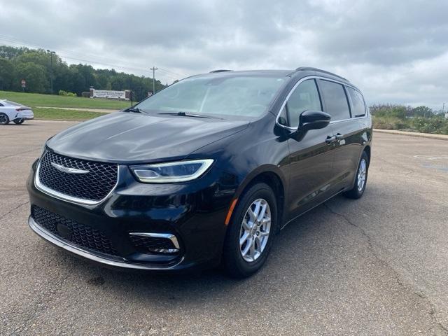 used 2022 Chrysler Pacifica car, priced at $23,795