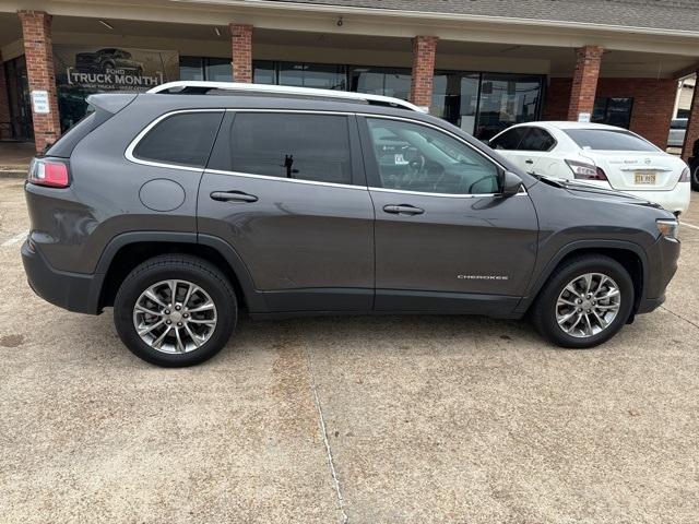 used 2021 Jeep Cherokee car, priced at $22,120