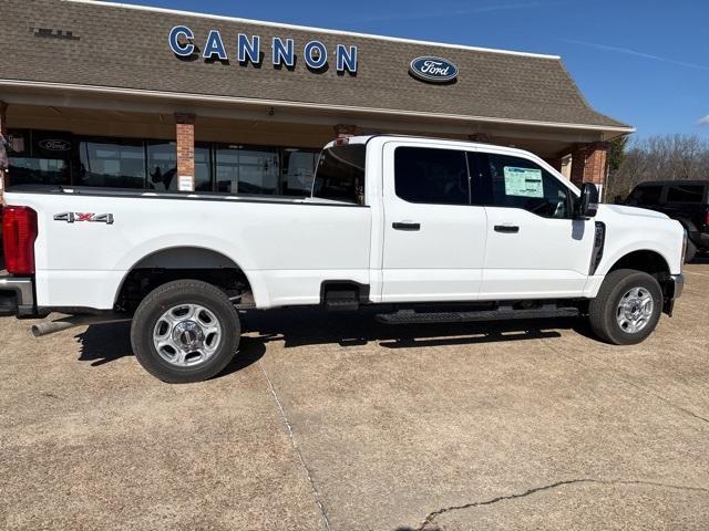 new 2025 Ford F-250 car, priced at $59,870