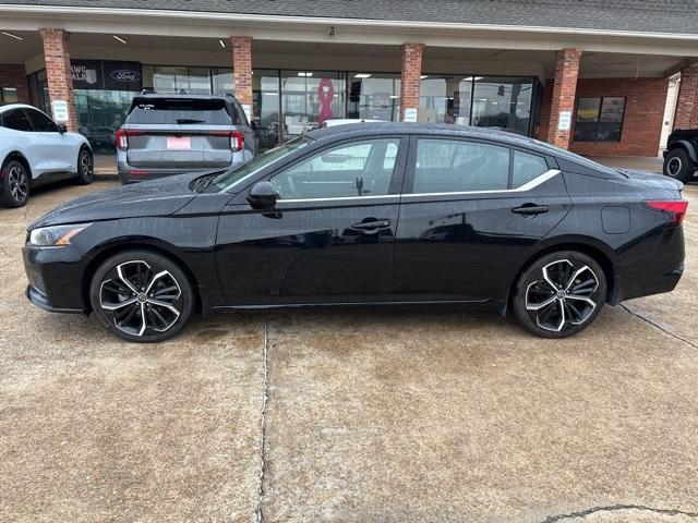 used 2023 Nissan Altima car, priced at $25,200