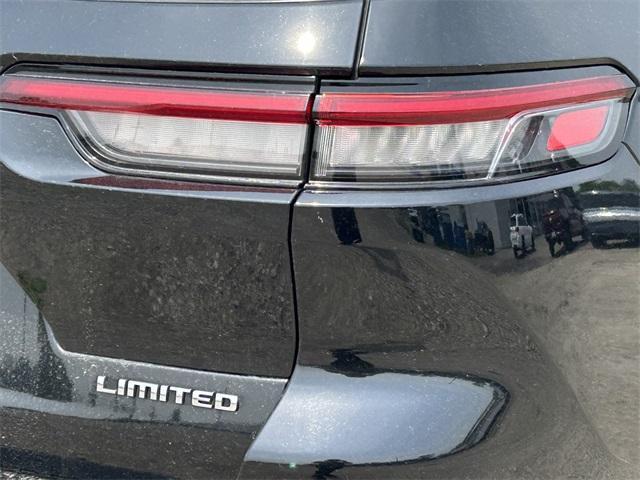 used 2021 Jeep Grand Cherokee L car, priced at $30,195