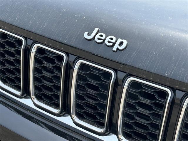 used 2021 Jeep Grand Cherokee L car, priced at $30,195